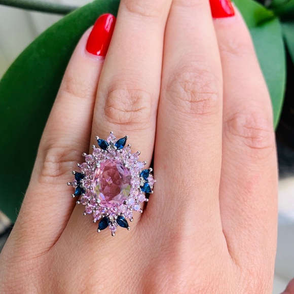 Silver CZ Big Flower Ring - Picture 5 of 6